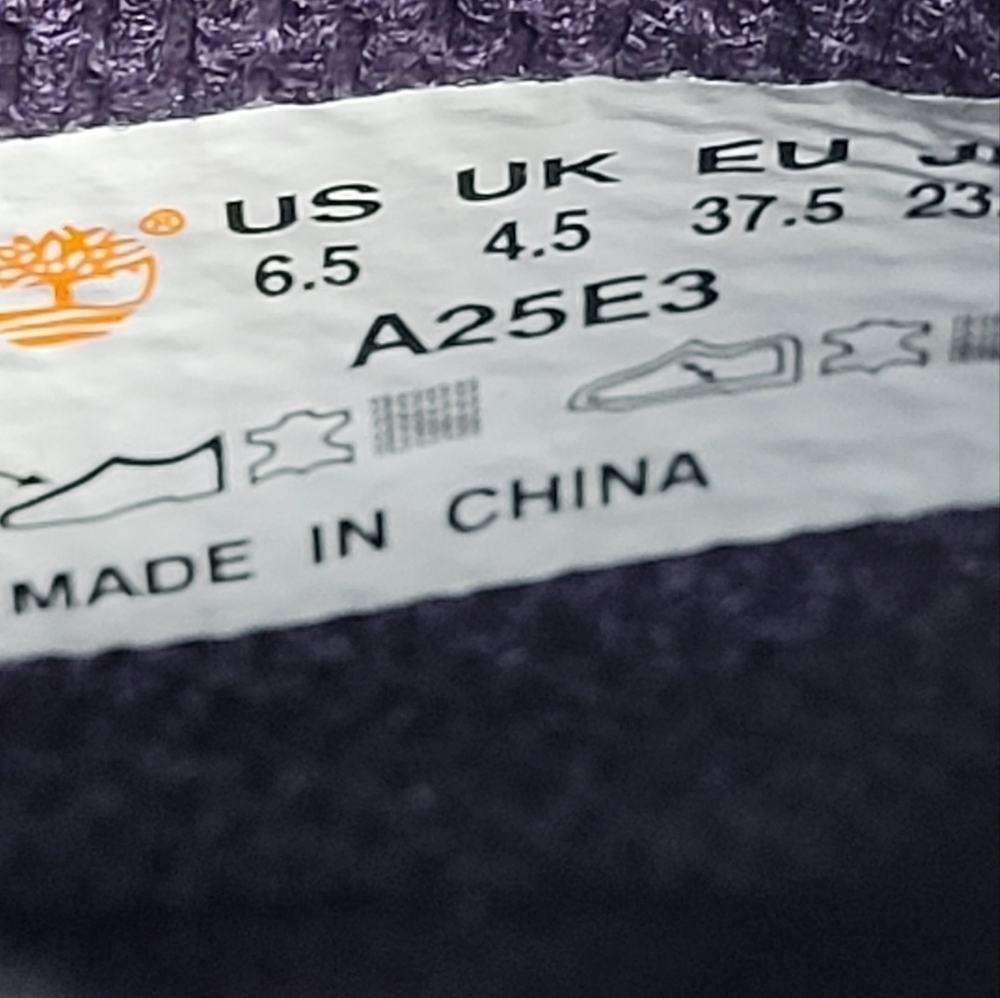 A25E3 Timberland Purple Camo Women's Boots - Picture 14 of 14